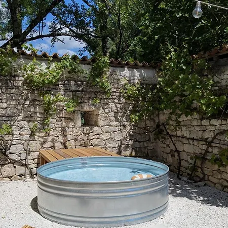 Mas Labrugade Lebreil