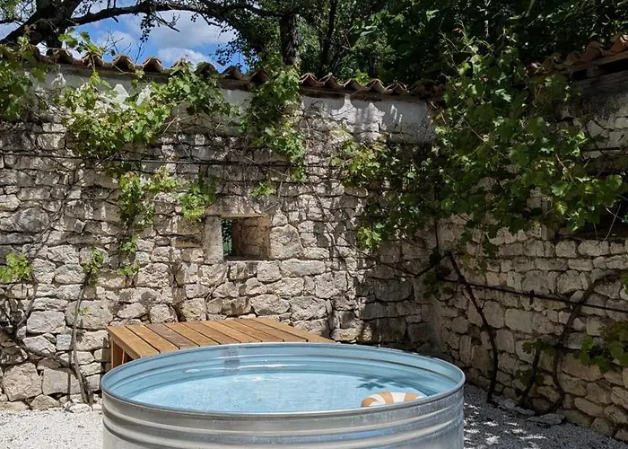 Mas Labrugade Lebreil